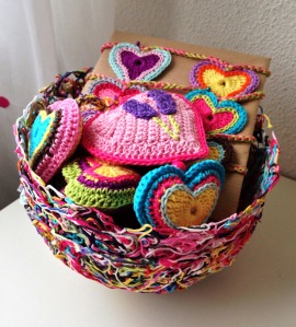 maRRose - CCC, yarn bowl with hearts